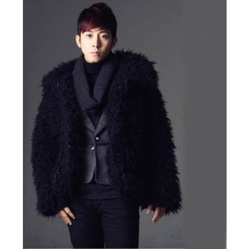 Hot selling!2018 New winter fashion men faux lamb fur coats Black and white turn-down collar overcoat Thick warm casual jacket