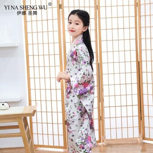 Japanese Kimono Children Bathrobe Girls Princess Dress Temperament Lovely Bowknot Yukata Printed Childrens Kimono Leisure Dress