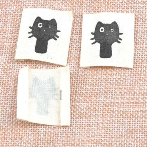 Stock clothing label tags Beige Woven tagging labels black cat for Clothing Shoes Bags Washable Garment Tags 30x35mm50pcs cp1530