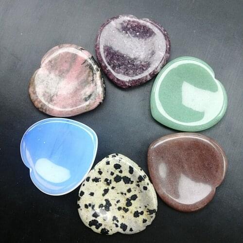 Beautiful Love Natural Crystal Heart Shape Pendant Gemstone Necklace Reiki Healing Gift