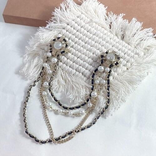 New luxury jewelry fashion hot brand leather chain pearl tassel brooch suit formal gold brooch accessories jewelry girl gift