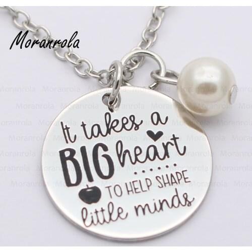 New arried "it takes a big heart to help shape little minds "Copper necklace Keychain,charm Graduation teacher Gift 2018