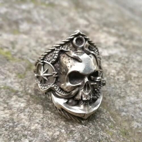 Unique New Vintage Skull Silver Color Ring Mens Skull Biker Rock Roll Gothic Punk Santa Muerte Jewelry Ring Party Gift OSR529