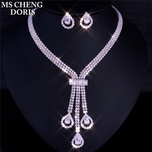 Fashion Gold Color Crystal Jewelry Set Women Bridal Necklace Earrings Set Rhinestone Wedding Engagement Party Jewelry