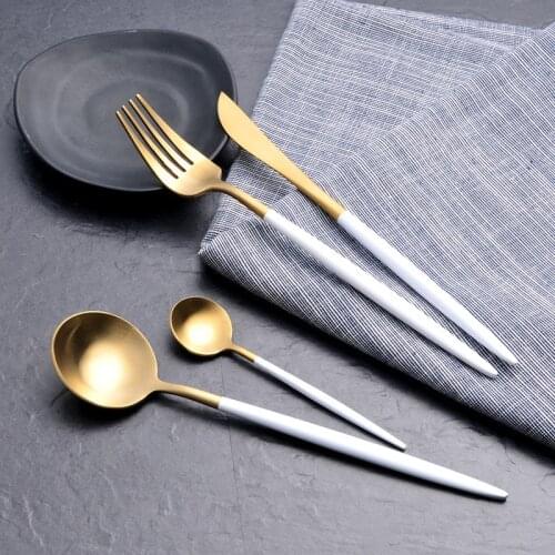 4Pcs White Gold Dinnerware Set Golden Travel Cutlery Set Stainless Steel Dinner Knife Fork Scoops Set Wedding Silverware Set