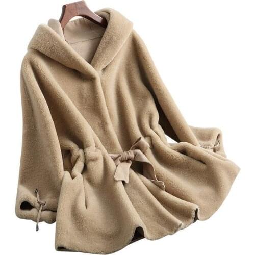 Women 2020 Winter Fashion Real Wool Fur Overcoats Female Sheep Shearing Casual Warm Coats Ladies Hooded with Belt Outwears V103