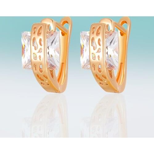 New Classic Square Hollow Design MultiColor Cubic Zirconia Stud Earrings for Women Jewelry Wedding Party Gifts High Quality