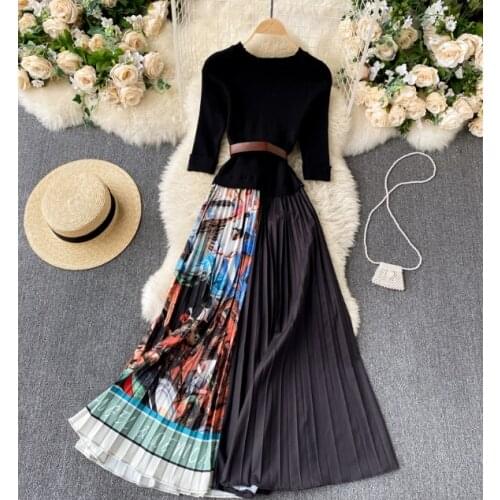 2021 new style European and American style large size womens temperament round neck short-sleeved waist tie contrast color plea