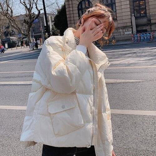 2021 New Women Down Jacket Short Parkas 90% White Duck Down Coat Loose Winter Warm Outwear White Black Pink Coat Fashion