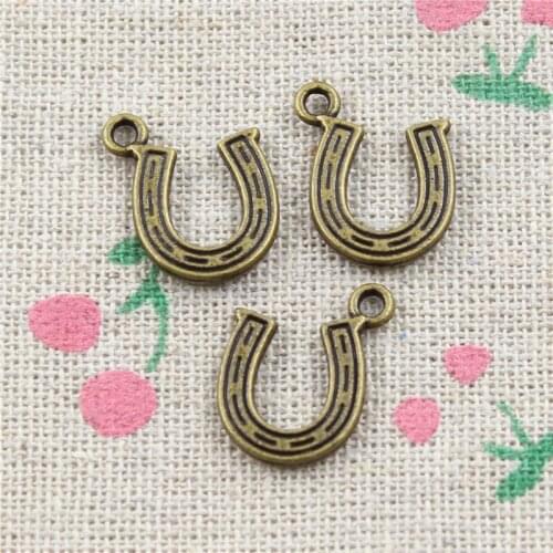 30pcs horseshoe Charms Antique Bronze Color Zinc Alloy Metal Pendants For Keychain Necklace 18*12mm