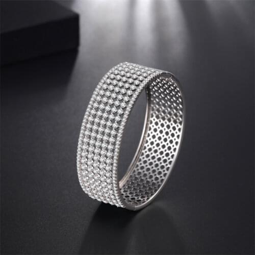 PUFFERBAL Bracelets With Pendants