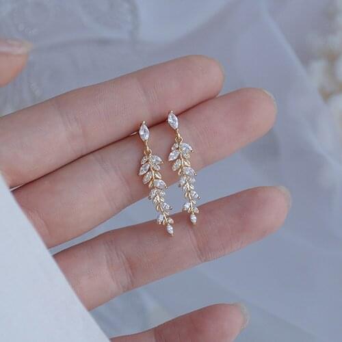 Gold Leaves Earrings For Women Exquisite Tiny Zirconia Stud Earring Elegant Korean Crystal Wedding Pendant 2021