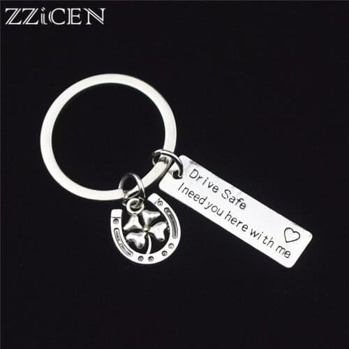 New Creative Keychain Horseshoe Lucky Clover Charm Lettering Drive Safe Boyfriend Gifts Couples Key Chain Husband Car Key Rings