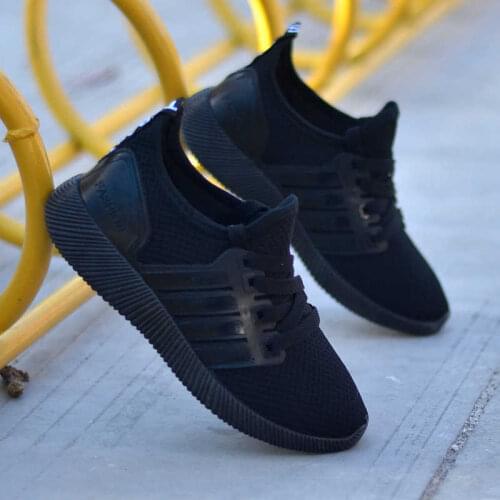 Running Shoes Men Black Lace-up Mesh Sneakers Breathable Casual Sport Shoes High Quality Light Antislip Men Shoes Red Gym Shoes