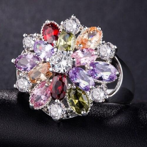 Exquisite Rhinestones Flower Rings for Women Wedding Engagement Party Jewelry Luxury Silver Color Finger Ring Charm Gift