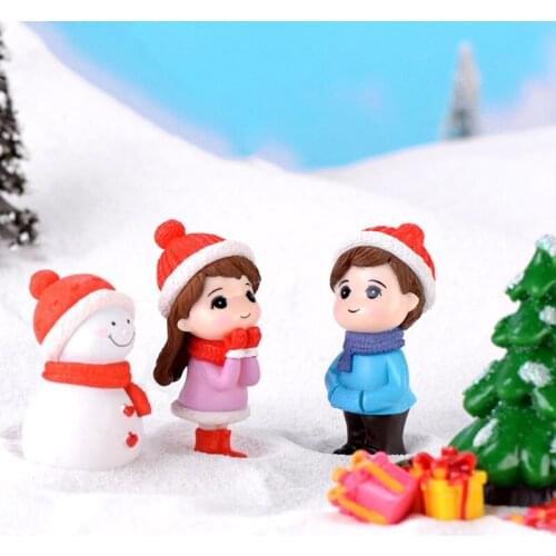 Mini Couple Snowman Statue Resin Craftwork Garden Miniature Micro Landscape Decoration Maison Christmas Good Quality