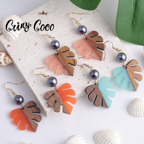 New Vintage Earrings 2021 Monstera Leaf Earrings Boho Wooden Resin Drop Earrings Brincos Fashion Earring Jewelry for Women Girls