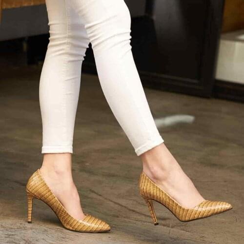 Mio Gusto Brand MAYA, Black and Mink Color, Crocodile Patterned, 8Cm Heel height, fine Quality Stiletto Women 's Pumps Shoes