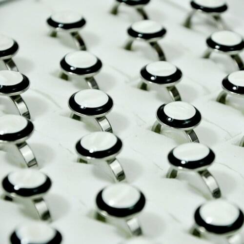 50Pcs Fashion Black White Smooth Enamel Women Ring lot female anel Steel Jewelry Lots Top quality LR4112