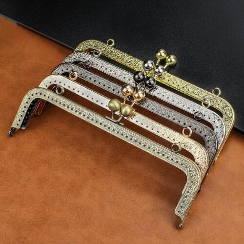 5Pcs 20CM Rectangle Embossing Beads Kiss Metal Purse Frame Clasp Sewing Lock For DIY Purse Bag Fashion Womens Clutch Bags