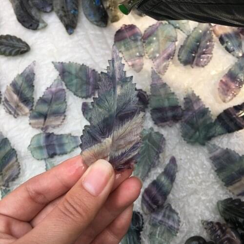 1pcs Natural fluorite leaf Amulet Quartz Crystal Healing Crystal Stone Home Decoration wedding GIFT
