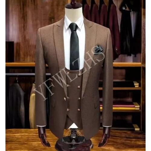 Handsome Groomsmen Peak Lapel Groom Tuxedos Mens Wedding Dress Man Jacket Blazer Prom Dinner (Jacket+Pants+Tie+Vest) A042