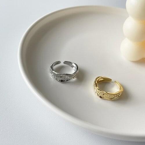 2021 New Simple Irregularity Tinfoil Texture Ring for Woman and Man Open To Adjust Golden Leisure Ring Gift Jewelry Wholesale