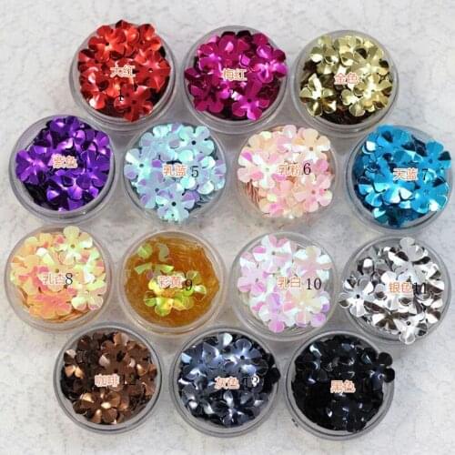About 3000Pcs 150g Flower Laser Sequins Shiny PVC Embellishments For Scrapbooking Sewing Material Handcraft High Quality