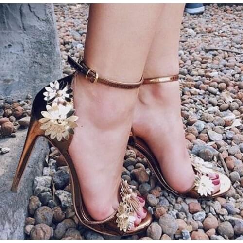 Elegant woman high heel Bronze patent leather metal texture flower sandal metal gold flower high heel buckle sandal real photo