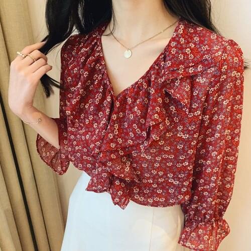 Women Spring Summer Style Chiffon Blouses Shirts Lady Casual V-Neck Short Lantern Sleeve Flower printed Blusas Tops DD8882