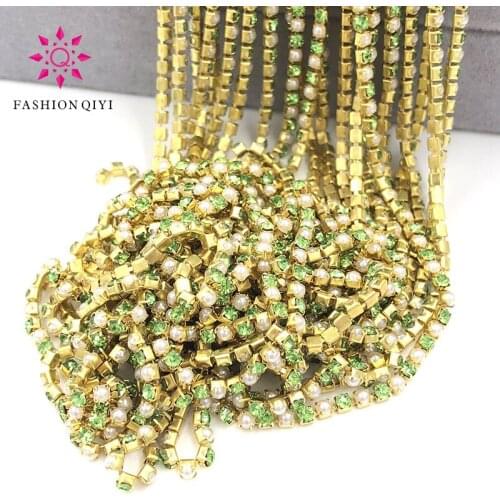 5 yards 2mm Gold base Light Green glass crystal rhinestones pearls mixed with claw sew on cup chain diy clothing accessories