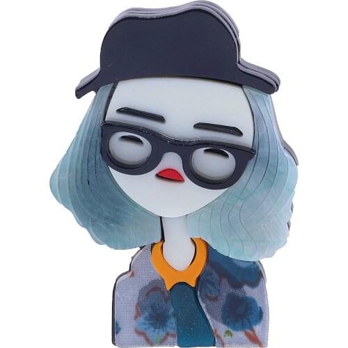 New Lovely Girl Grey Hair Hat Acrylic Brooches and Pins For Women Creative Resin Figure Lapel Pin Badge Broche Fashion Jewelry