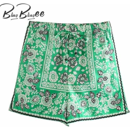 BlingBlingee Casual Holiday Beach Wear Printed Loose Shorts Summer Fashion Drawstring Elastic High Waist Women Green Shorts