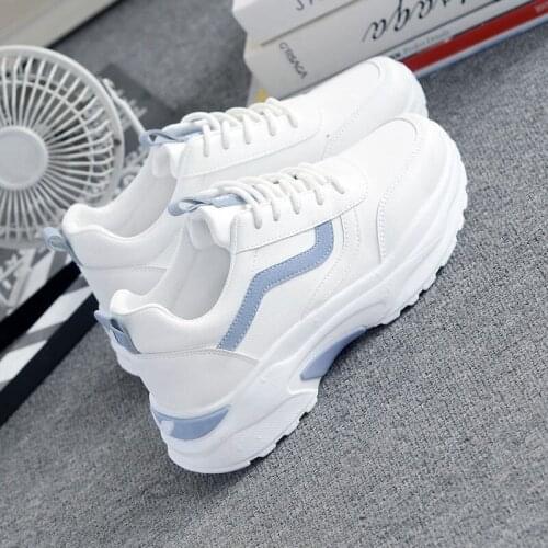 2021 Women Casual Shoes New Spring Women Shoes Fashion Embroidered White Sneakers Breathable Flower Lace-Up Women Sneakers