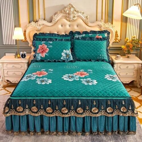 Luxury Thicken Velvet Quilted Bed Skirt King Queen Detachable Zipper Bedspread Short Plush Bed Cover Not Including Pillowcase