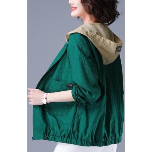 2020 Summer Womens Jacket Thin Coat Hooded Pocket Zipper Windbreaker Female Long Sleeve Sun Protection Jackets Plus Size 4xl E7