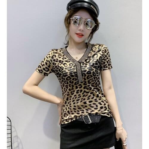 2021summer Casual Diamond decoration T-shirt Short sleeve V-neck Top Women T Shirt Plus Size