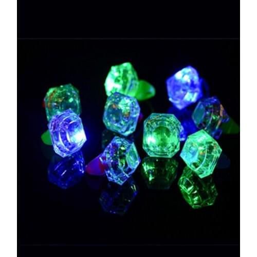 30pieces/lot Crystal Small Diamond Flashing Finger Ring Led Light Up Kids Finger Ring Toys for Birthday Wedding Party Favors