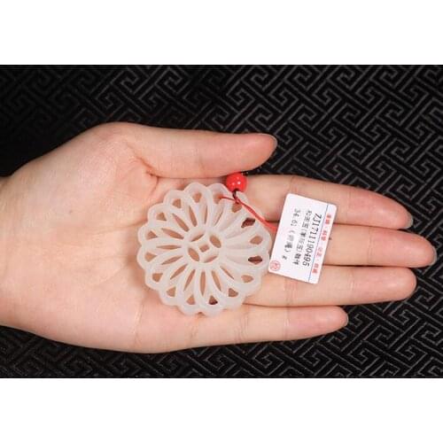 Beautiful Xinjiang Hetian Jade To turn the other hollow carved pendant free shipping