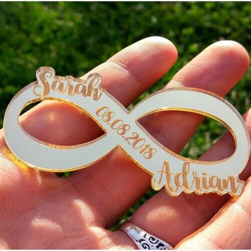 Custom Made Gold Acrylic Mirror Bride Groom Names, Save the Date Magnet for Table Settings Souvenirs Gifts for Guests