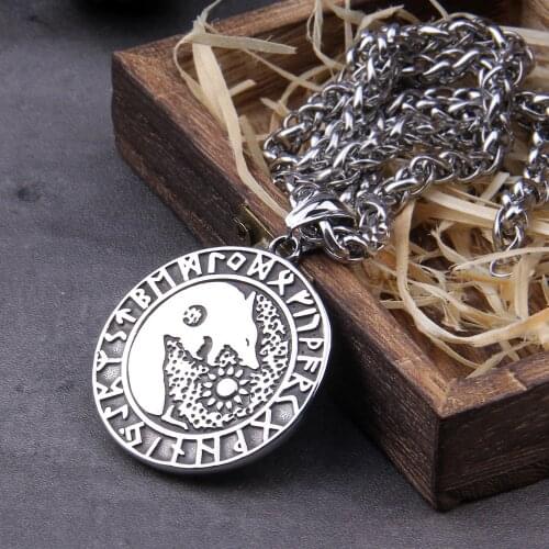 Men 316L stainless steel norse Viking odins wolf rune vantage necklace with gift bag and wooden box