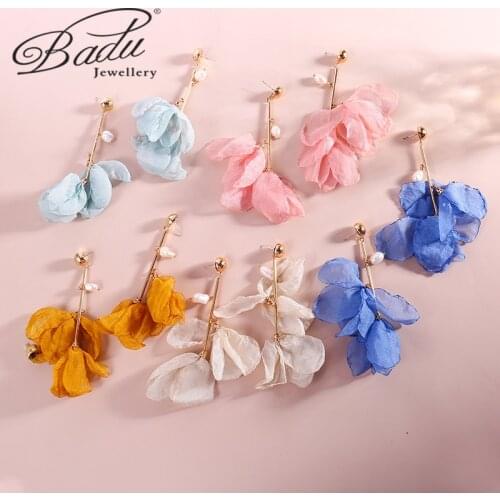 Badu 2021 Pearl Long Yarn Flower Earrings Bohemian Handmade Tassel Jewelry Colorful Drop Earring for Women Fashion Fringe Fabric