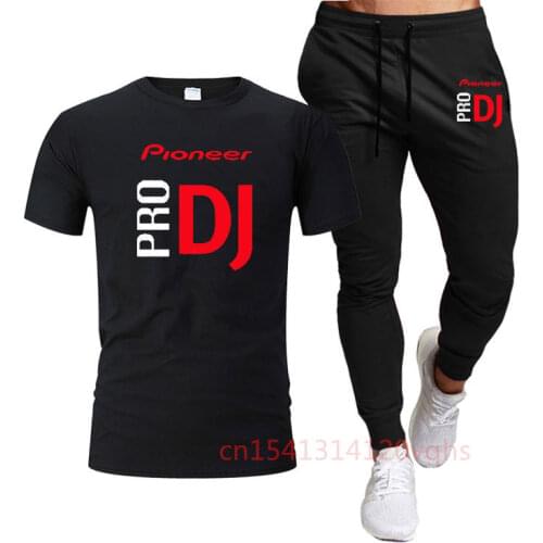 2021 new mens summer casual suit T-shirt + pants two pieces of casual sportswear mens sportswear gym clothing sports suits