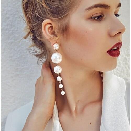 Golden Metal Geometric Round 2020 Baroque Irregular Pearl Earrings for Women Girls Party Holiday Gifts