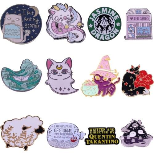 DB623 Anime White Dragon Kawaii Cat Cartoon Badge Cute Sheep Brooch Decoration on Clothes Backpack for Kids Diy Accessories