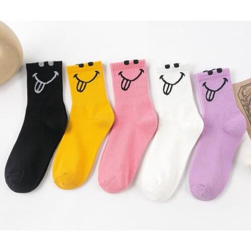 Kawaii Cartoon Sticking Tongue Out Women Socks Happy Classic Cotton Pink Funny Expression Color Harajuku Fashion Soft Cute Girls