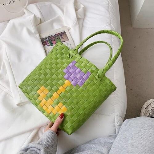 High Capacity Summer Beach Straw Bags Retro Fashion Handbag 2021 New Personality Contrast Color Handbag Trendy Vegetable Basket