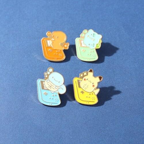 Animation Film And Television Surrounding Animals Mobile Phone Shape Metal Brooch Pin Cartoon Cute Little Tortoise Badge Jewelry