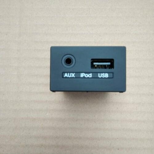 Original JACK ASSY I30 AUX USB Adapter For Hyundai KIA Accent Solaris USB Reader 961201R000RY/96120-1Z000