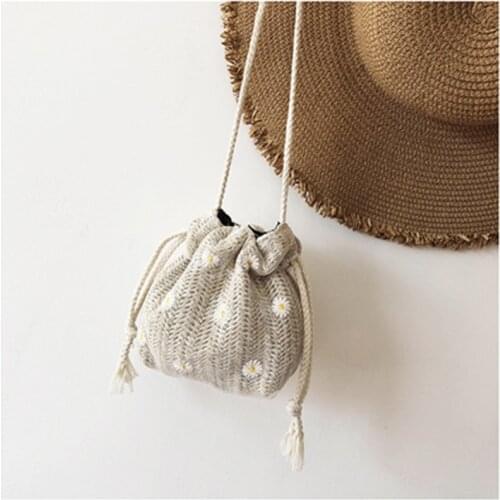 2021 Fashion Trend Women Little Daisy Drawstring Crossbody Bag Summer Beach Holiday Cute Straw Shoulder Handbags New Purse